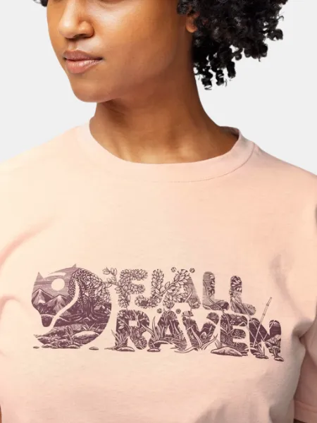 FJALLRAVEN WOMEN'S LUSH LOGO T-SHIRT