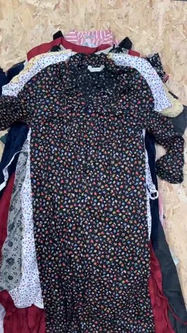 Women's Italian Vintage Dresses (minimum 20)